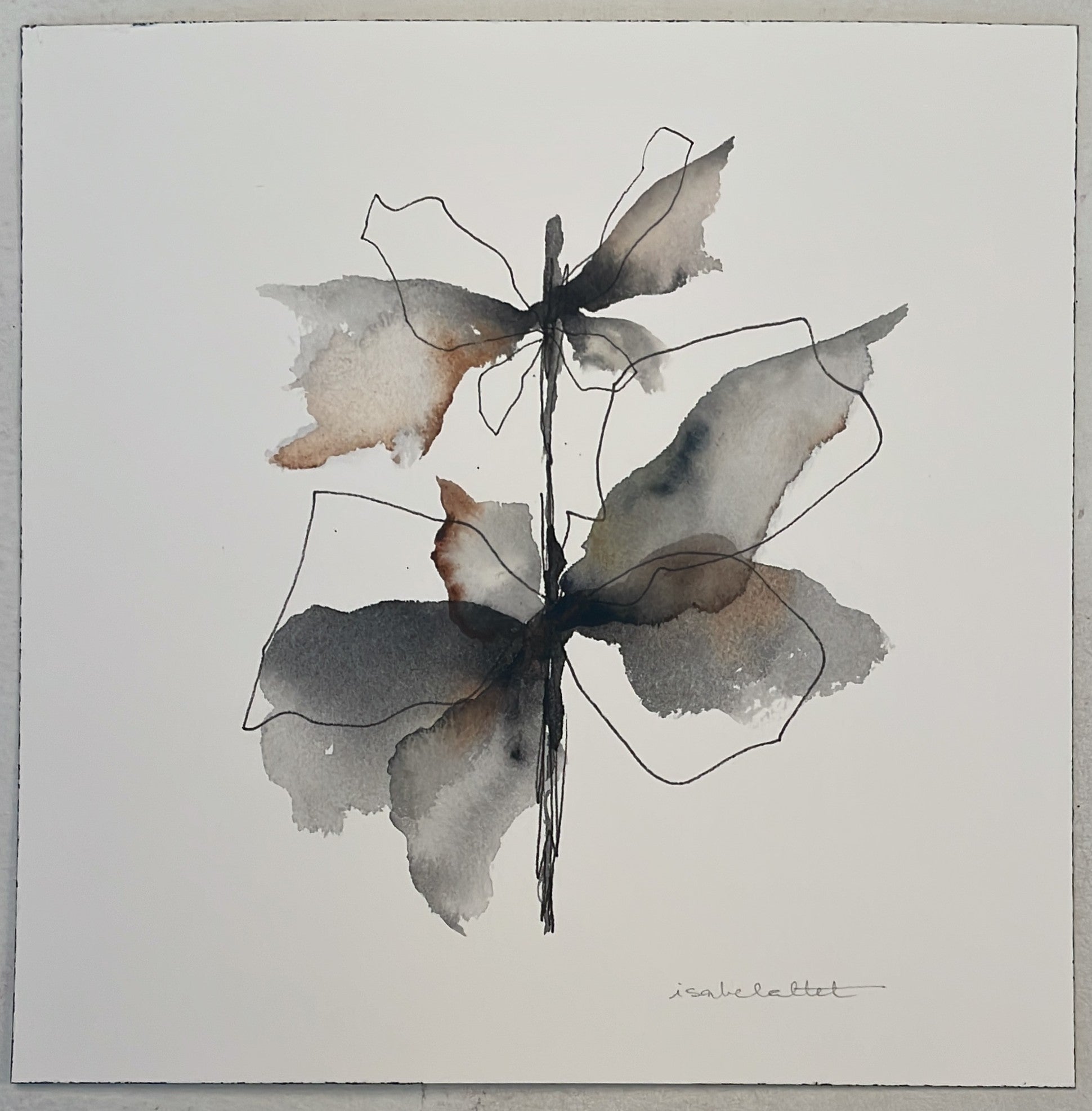 Dibujo hecho a mano en acuarela y rotulador donde predominan los tonos grises