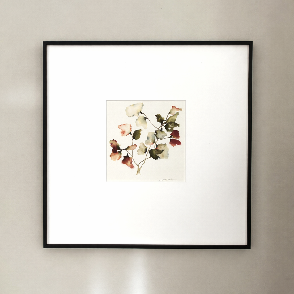 Cuadro decorativo con motivos florales de Isabel Altet enmarcado en negro. Cuadro ideal para dormitorio, salón, pasillo o entrada