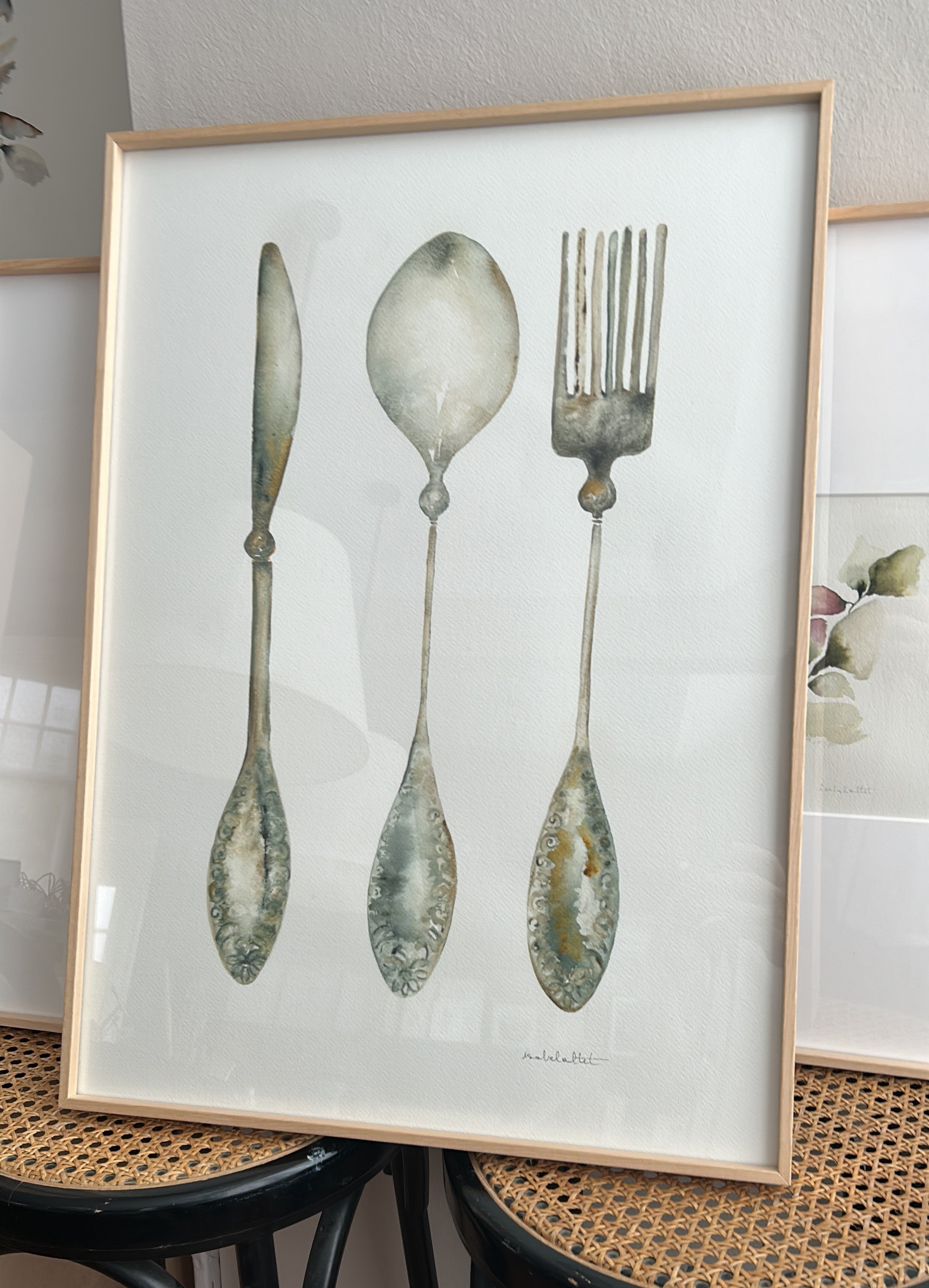Cuadro decorativo para cocina, obra original y única, es un cuadro sencillo de una cuchara, un tenedor y un cuchillo. Obra pintada a mano por Isabel Altet