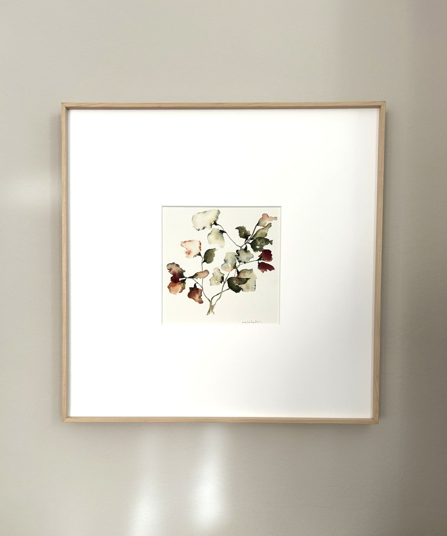 Cuadro pintado a mano en acuarela, para dormitorio, salón, pasillo o entrada de casa. Con motivos florales y colores suaves, obra original de Isabel Altet