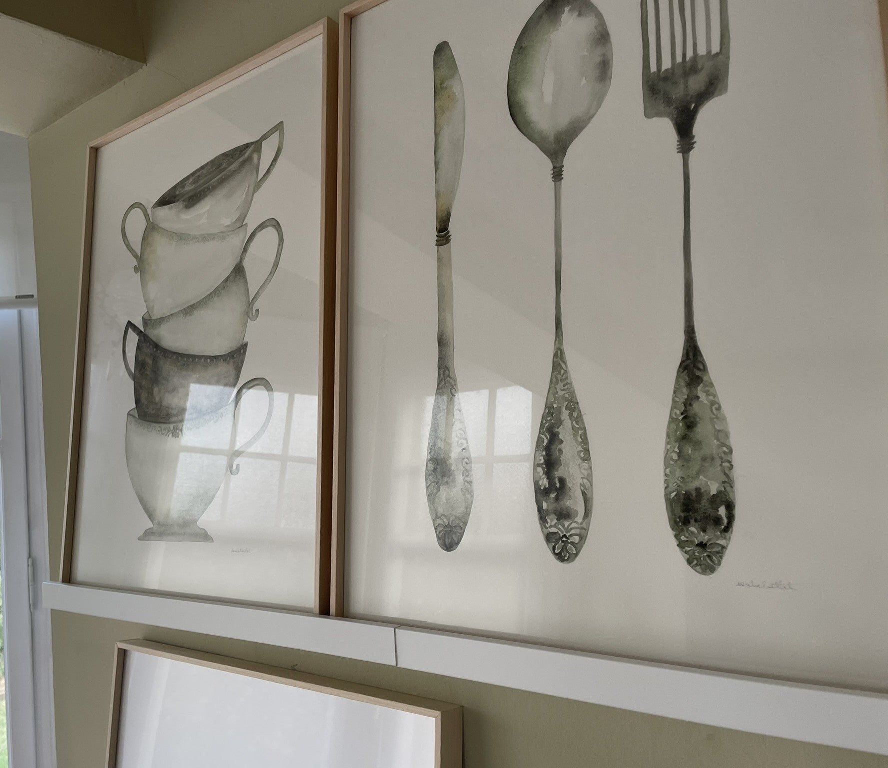 Pareja de cuadros decorativos para la cocina, tazas y cubiertos, pintados a mano con acuarela por Isabel Altet